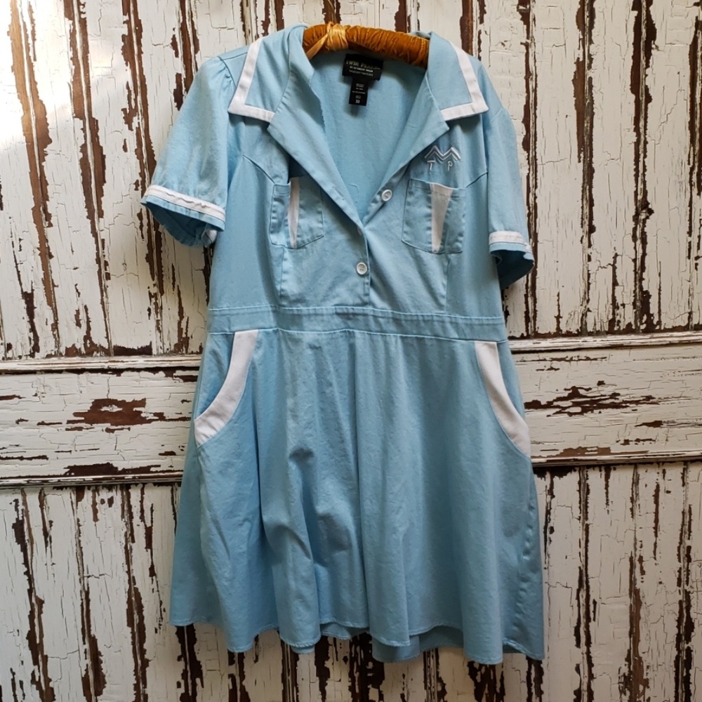 Waitress costume "twin peaks"